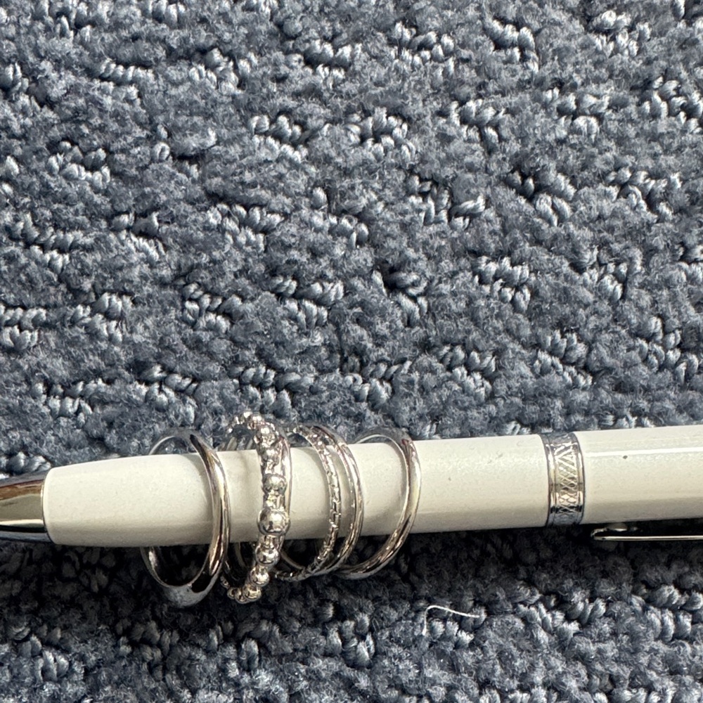 Silver set of 5 Rings